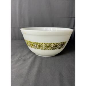 Vintage Pyrex 402 1 1/2 QT Green Autumn Floral Pattern